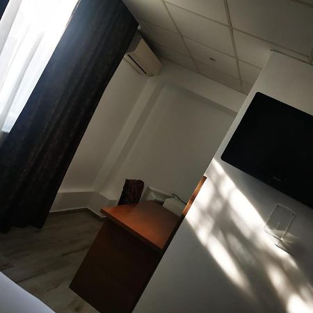Hotel Viva Ploieşti Dış mekan fotoğraf