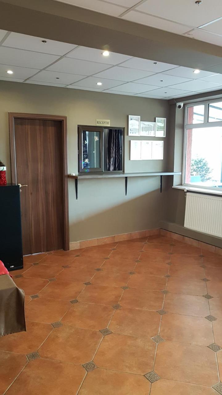 Hotel Viva Ploieşti Dış mekan fotoğraf